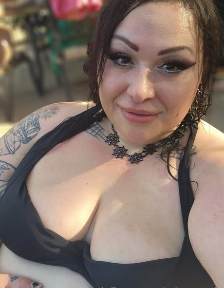 missmortis star du porno de haute qualité photo