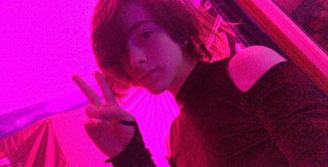 tepothetrap modèle magnifique des photos