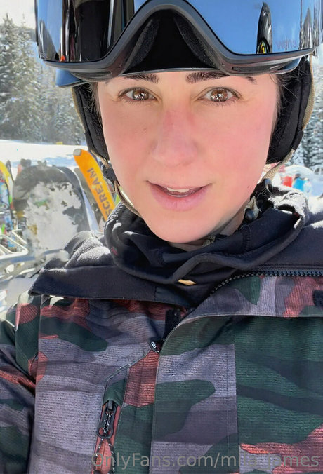 mila james star pornographique archive