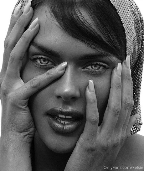 kelsie modèle joli galerie