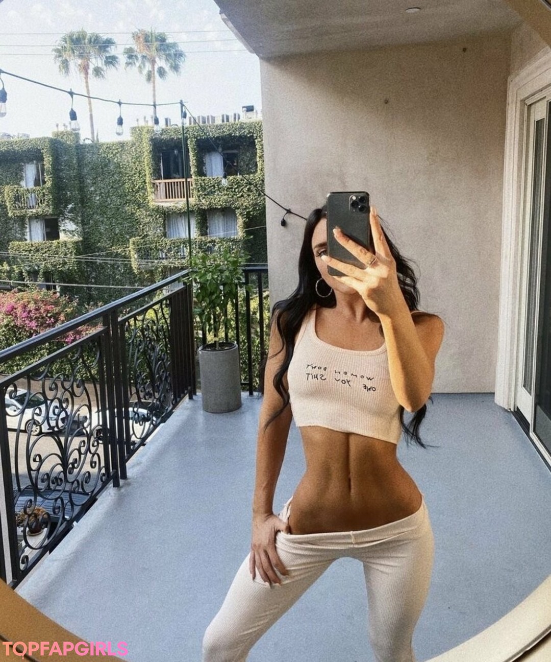 kelsie modèle parfait photo