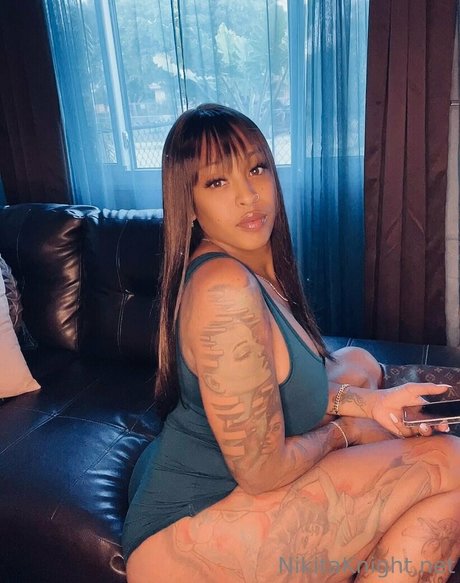 rousse aux gros seins onlyfans top jolie collection