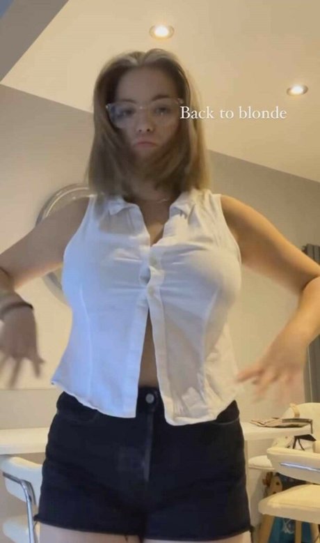 Allie Sherlock modèle pornographique images