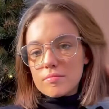 Allie Sherlock actrice libre image