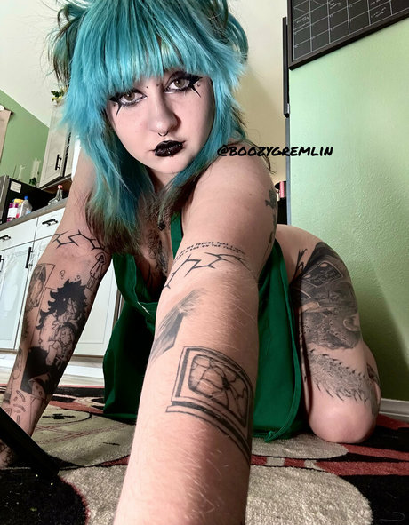 boozygremlin actrice adulte collection