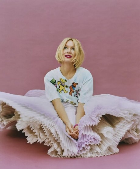 Naomi Watts modèle gratuit images