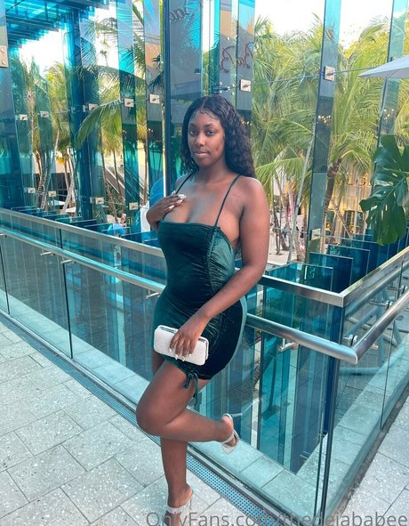 thedejababee actrice hd photo