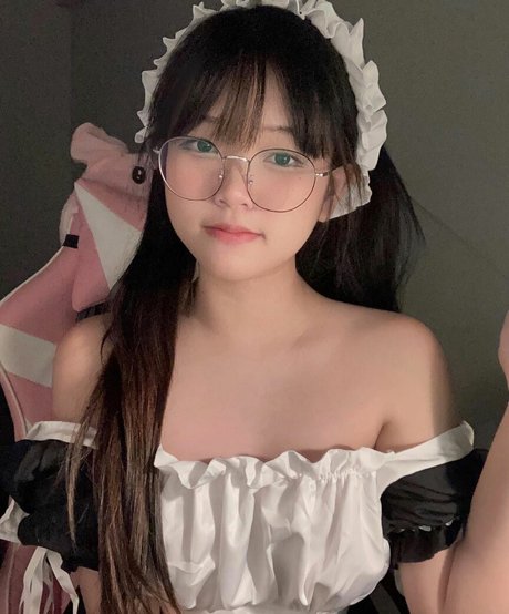 fans asiatiques de findom uniquement chaud joli collection