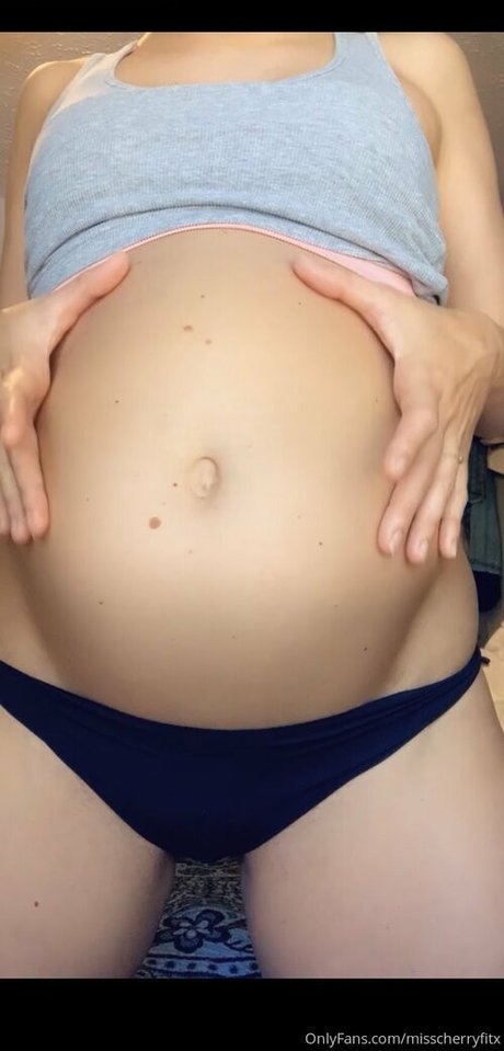 misscherryfitx nus de stars du porno image