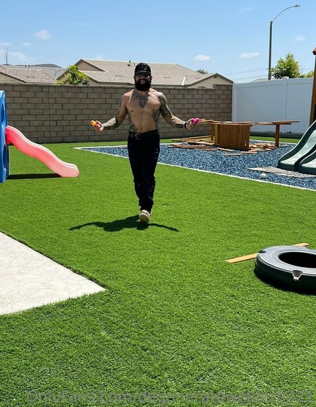 degeneratewelder0321 modèles nus archive