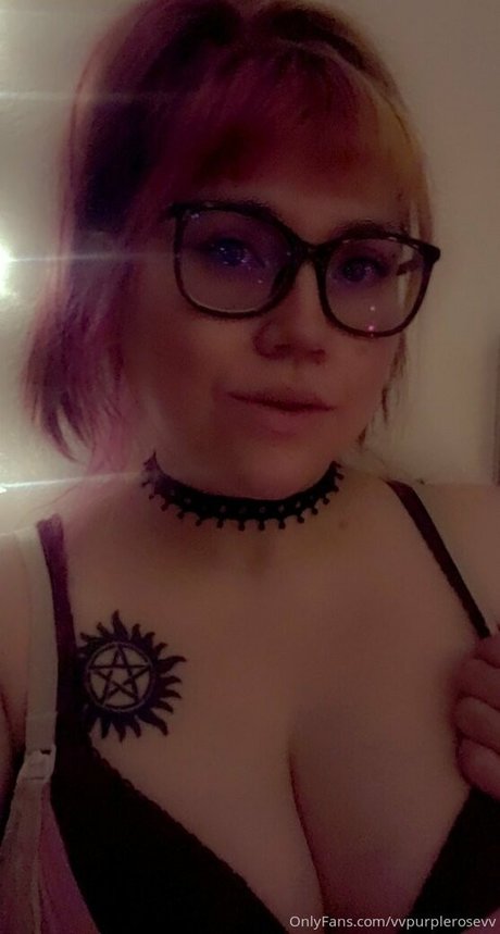 milf aux cheveux noirs onlyfans hd parfait img