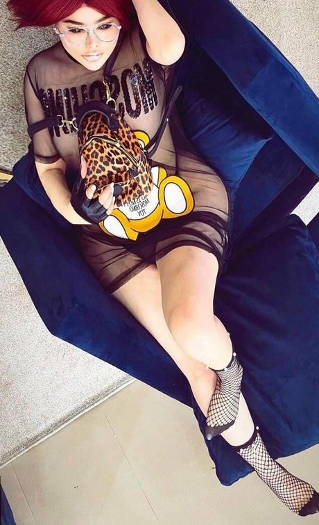 Angie Khoury étoile parfaite archive