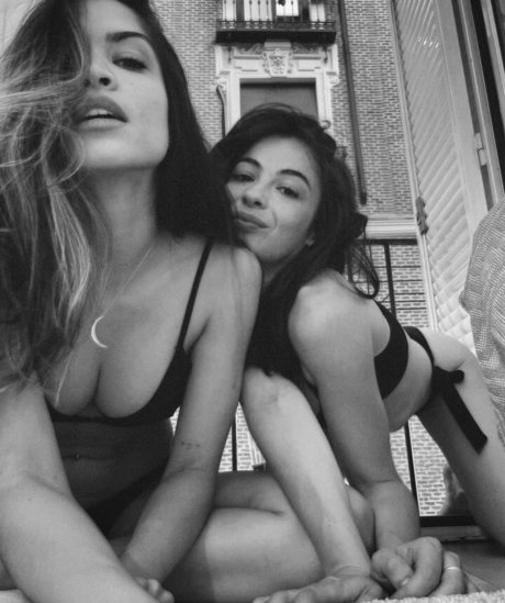 Alessandra Sironi étoile adulte images