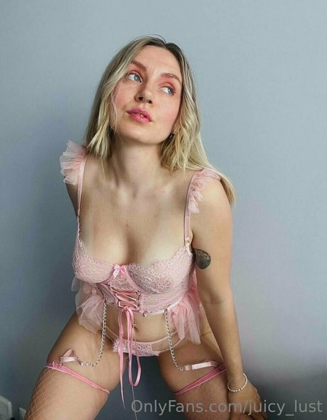 asiatique gratuit onlyfans haut nu images