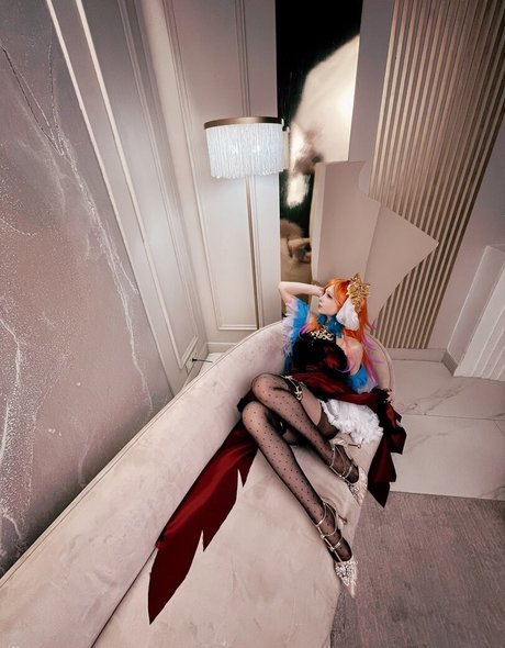 Faira Star modèle de haute qualité images