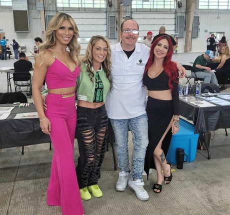 plage seins nus onlyfans xxx sexy images