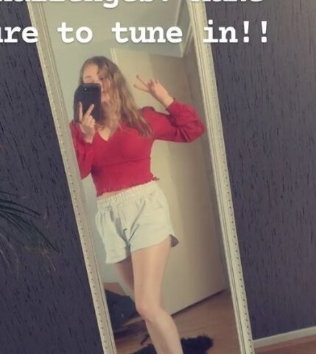 lauraa actrice érotique image