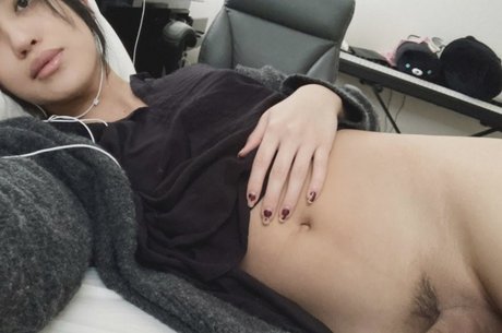 18 fans gratuits uniquement nus des photos