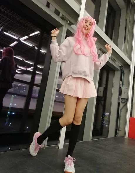 adorer onlyfans haut gratuit archive