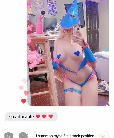 Kura Onee san jolie étoile archive