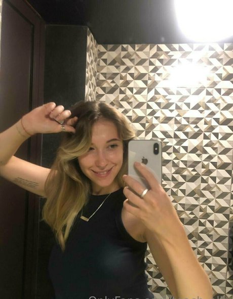 chaton potelé uniquementfans sexe artistique galeries