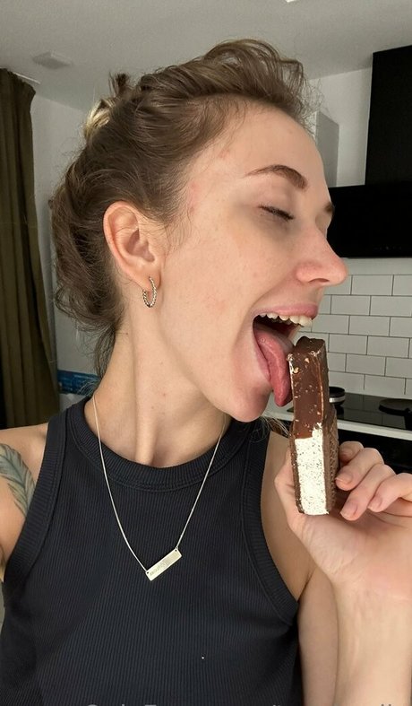 teach ella modèle artistique photos