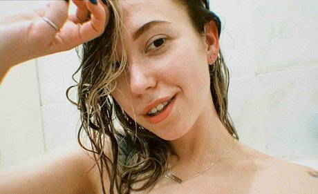 trio à gros seins onlyfans très chaud des photos