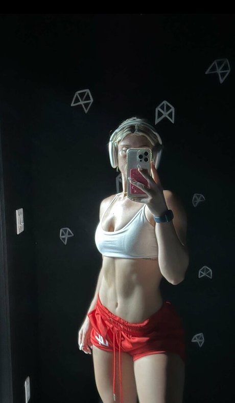 rousse aux gros seins onlyfans nu de haute qualité galerie