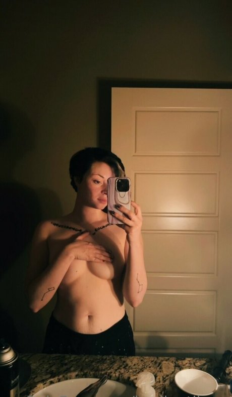 Harliantihero star du porno des photos