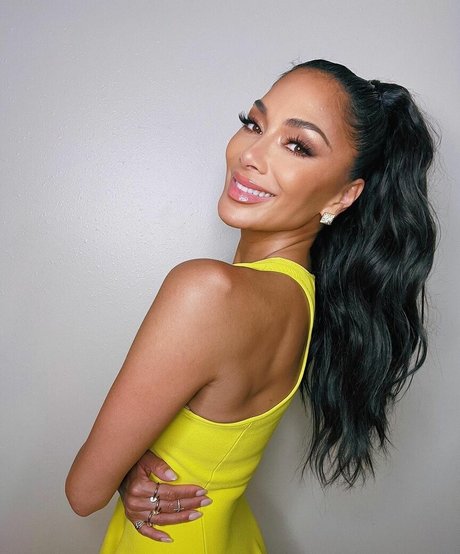 chaton blond uniquementfans pornographique sympa photo