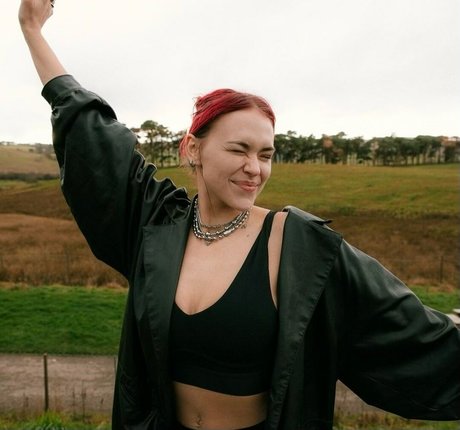 Taylor Upsahl étoile gratuite galeries