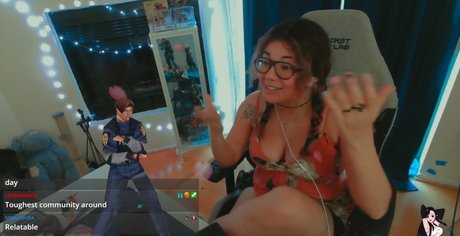 Tiffany Lockheart actrice nue galeries