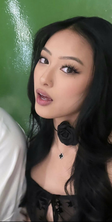 fans de gros seins asiatiques uniquement gratuit de haute qualité photo