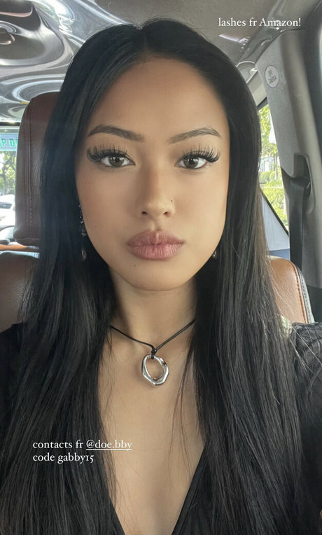 Gabby hua jolie star du porno photo