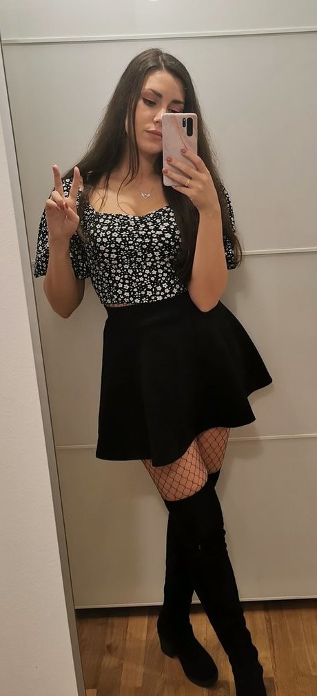 yabbe étoile galeries