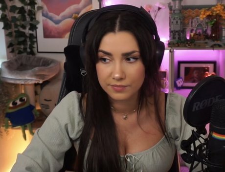 yabbe beau modèle galeries