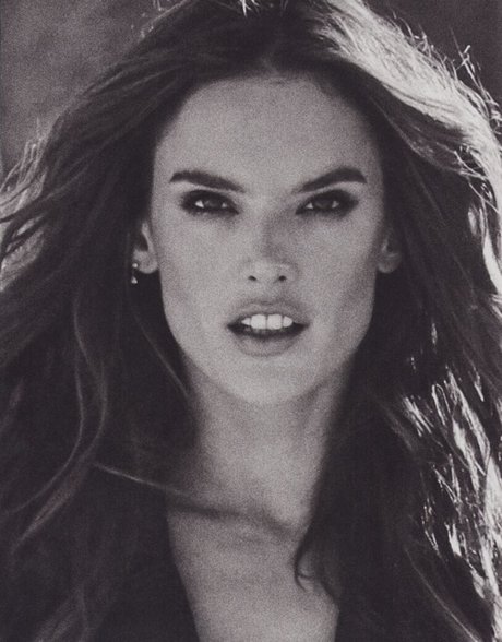 ébène sexy onlyfans nus exclusifs img