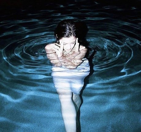 Maria Zardoya art star du porno images