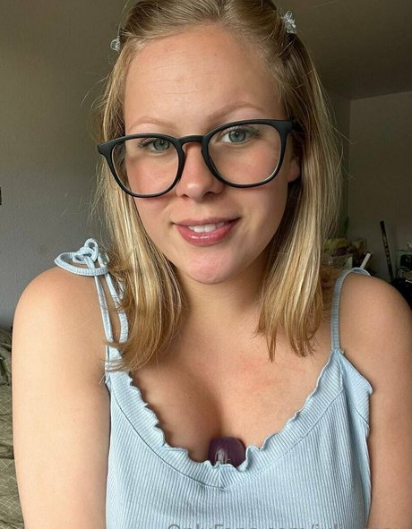 énorme gode onlyfans chaud gratuit photos