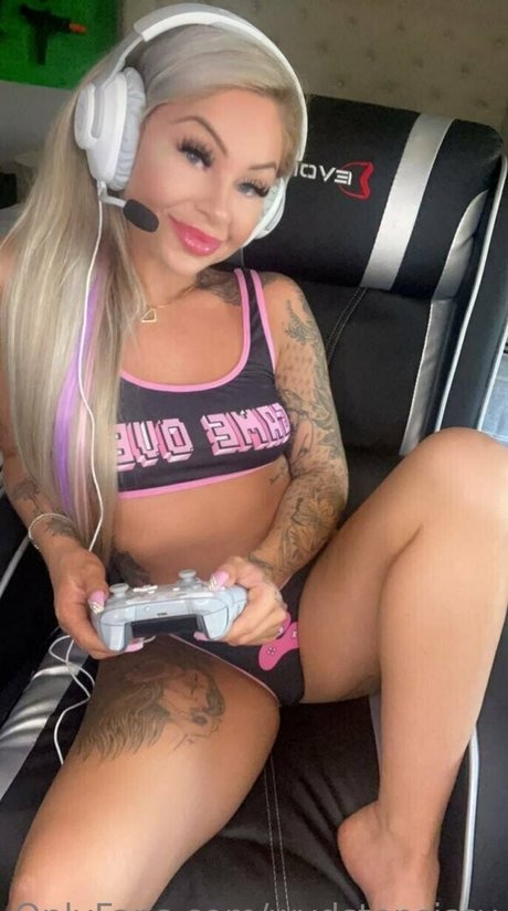 gangbang uniquement pour les fans jolis nus des photos