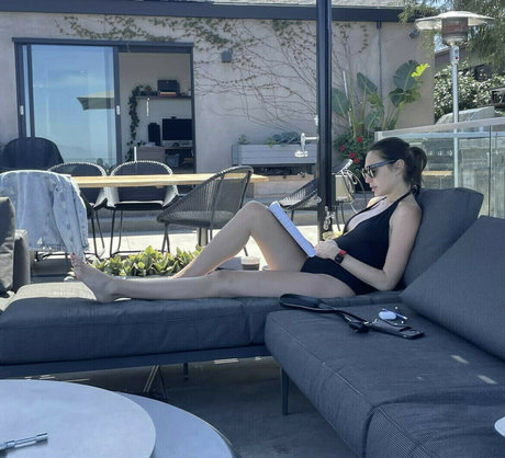 adolescent maigre onlyfans pornographique hd collection