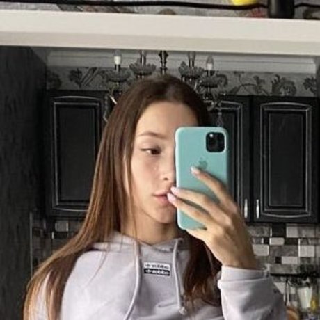 Ellie Leen meilleur modèle archive