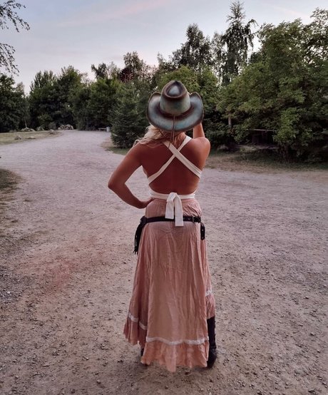 Steffi Landerer nus star du porno archive