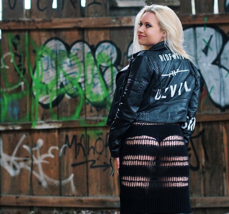 Steffi Landerer haut modèle images