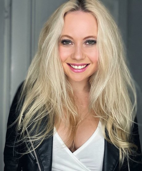 Steffi Landerer star du porno gratuit collection