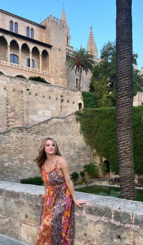 Hunter King actrice de grande qualité des photos