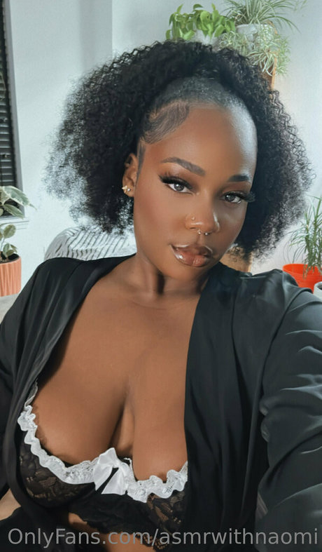 asmrwithnaomi actrice hd img