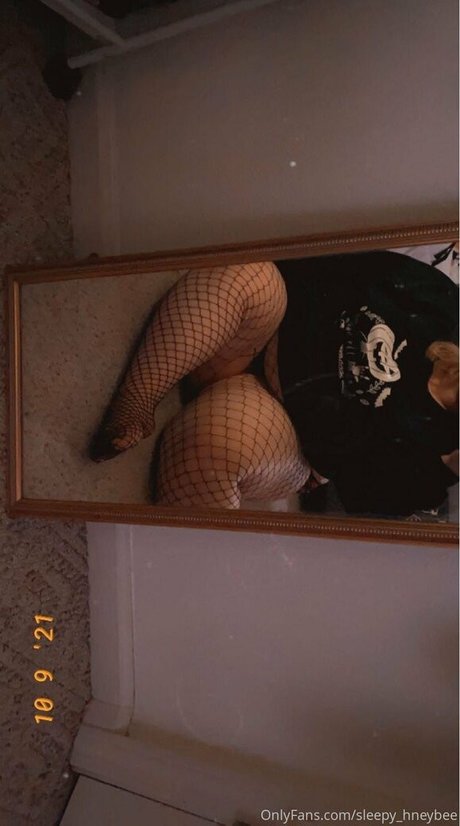 sleepy hneybee star du porno gratuite images