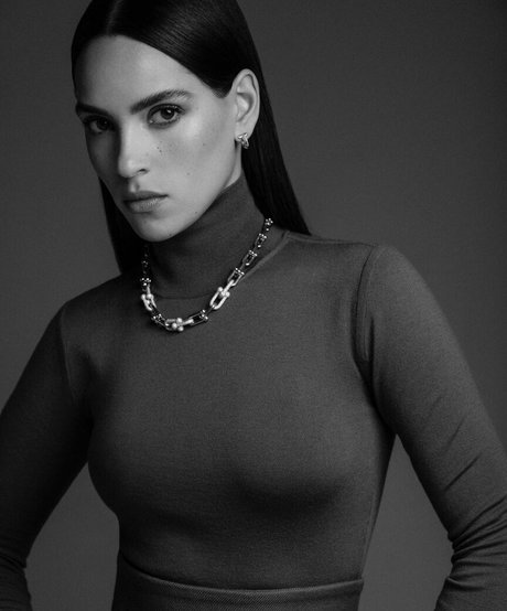 Adria Arjona jolie actrice collection