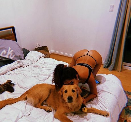 Estee Maria star du porno nue galerie